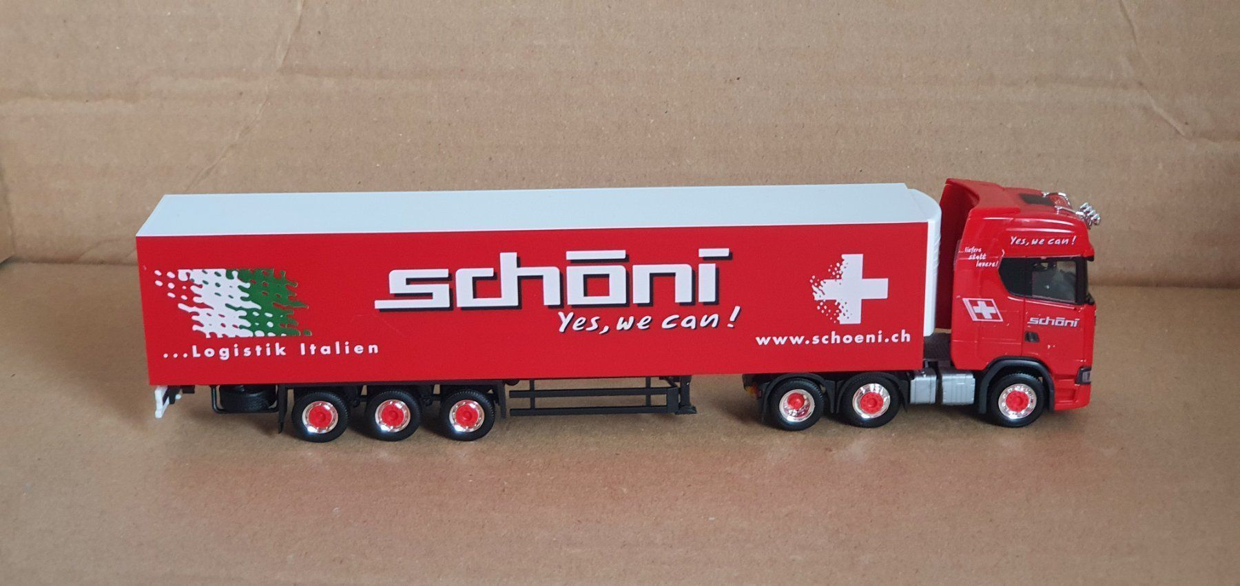 Herpa Modellini d'auto: HERPA. SCANIA. 6X2/4.   1:87.CH. – Nuovo e nell'imballaggio originale da Romanel-s-Lausanne venduto da Bidule01 1