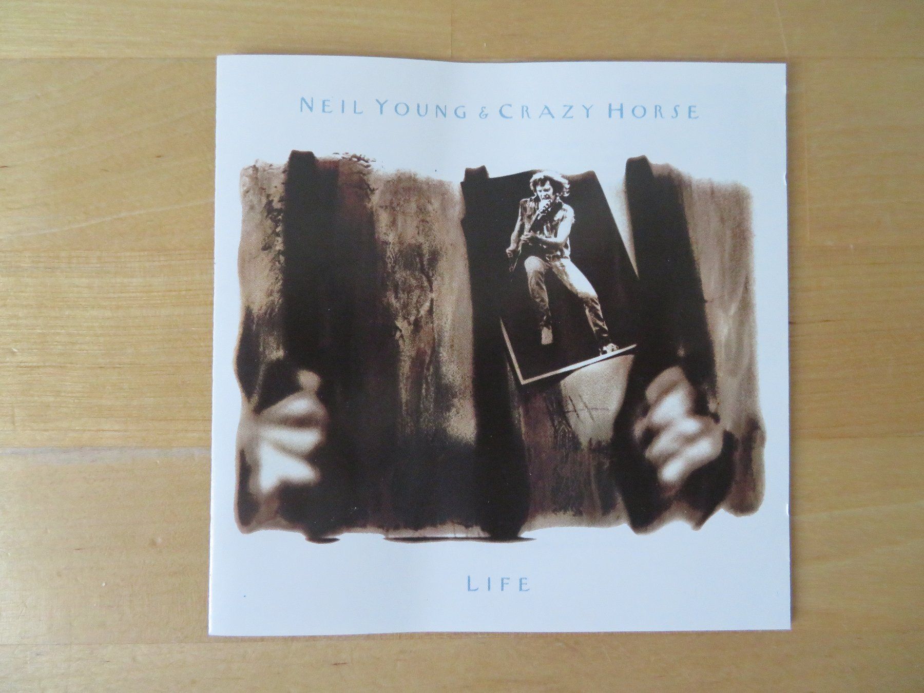 CDs: NEIL YOUNG "Life" – Gebraucht aus zürich von Goldimmund