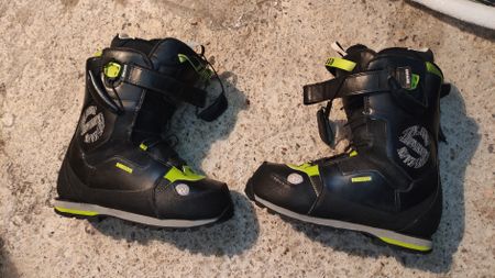Snowbardschuhe Deeluxe Spark Grösse 44, Sohle defekt