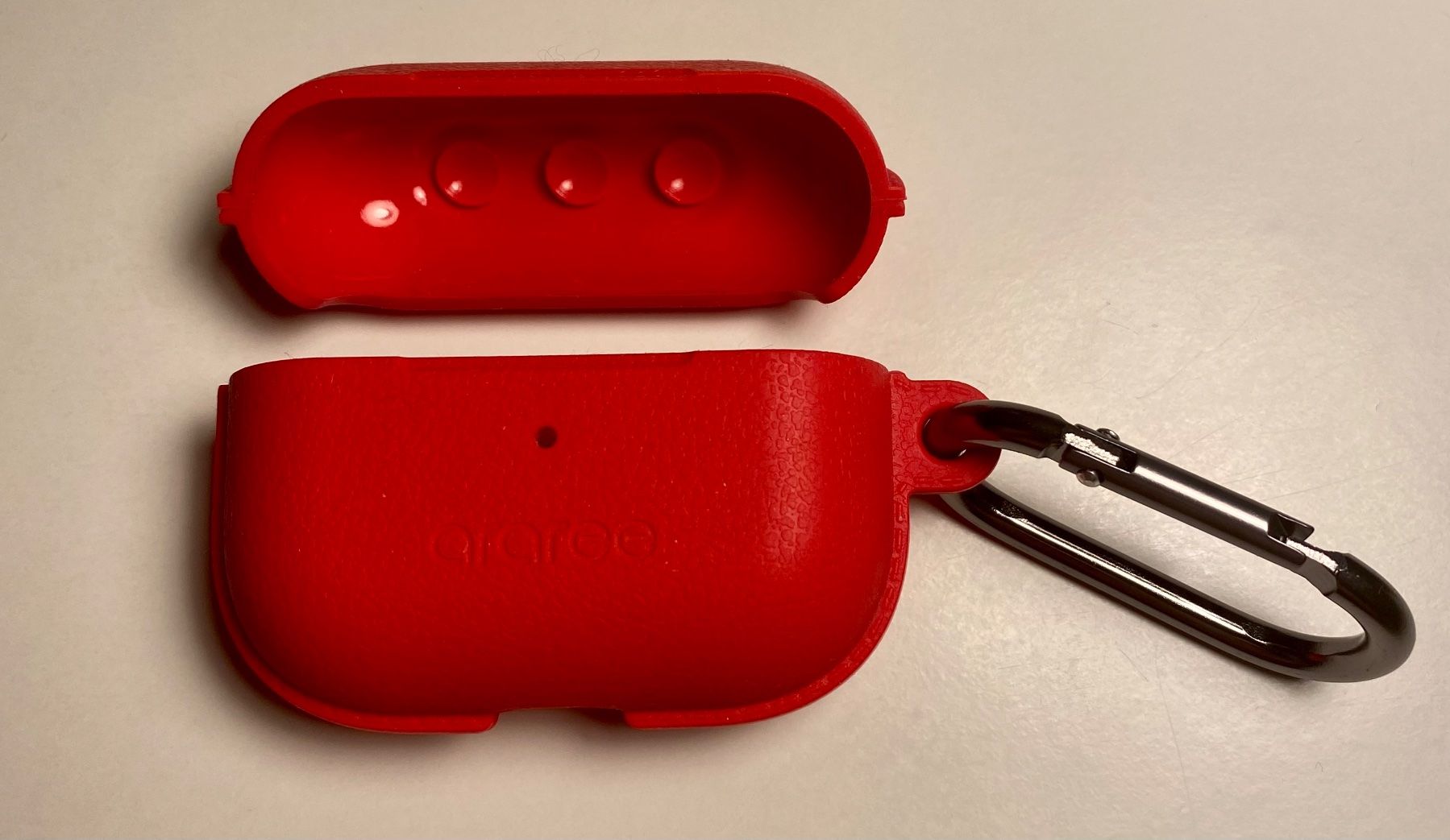Cover & Protezioni schermo: Araree - AirPods Pro Schutzhülle – Usato da Einsiedeln venduto da UnicornFairy