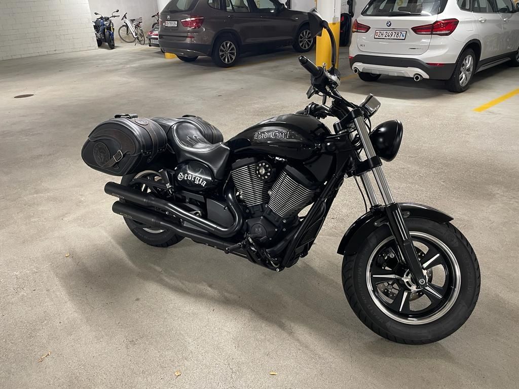 Victory Chopper: Victory Judge Custom Chopper, USA – Usato da Oetwil a.d. Limmat venduto da Rumbelo