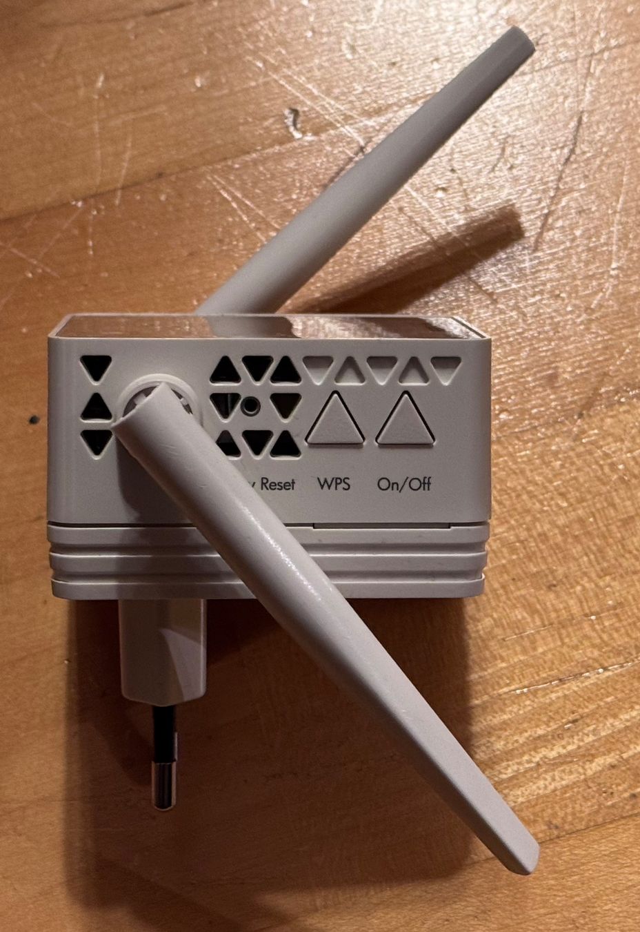 Netgear Wlan: Netgear EX6120 Repeater AC1200 Extender – Neu (gemäss Beschreibung) aus Unterengstringen von NOISE 3