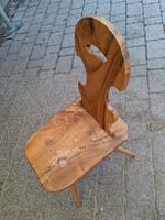 Antikre Nussbaumholz Stabelle-Stuhl, Top Zustand