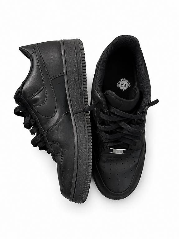 Herrenschuhe: Nike Air Force 1 '07 Triple Black – Gebraucht aus Zürich von pab_7gfs 1