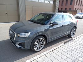 AUDI Q2 40 TFSI Sport quattro S-tronic frisch ab Service