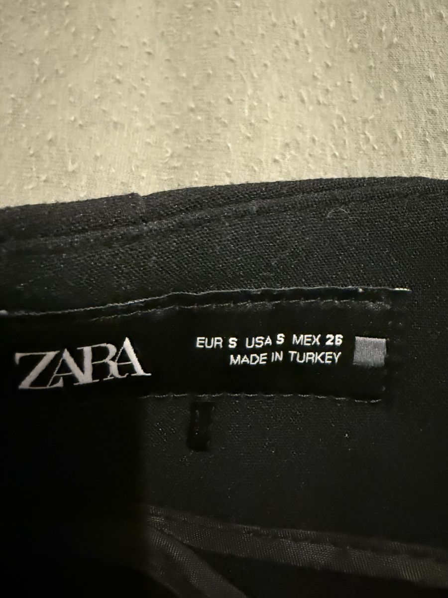 Zara Pantaloni: Zara Hose mit hohem Bund – Usato da Muttenz venduto da Bea_dbr 2