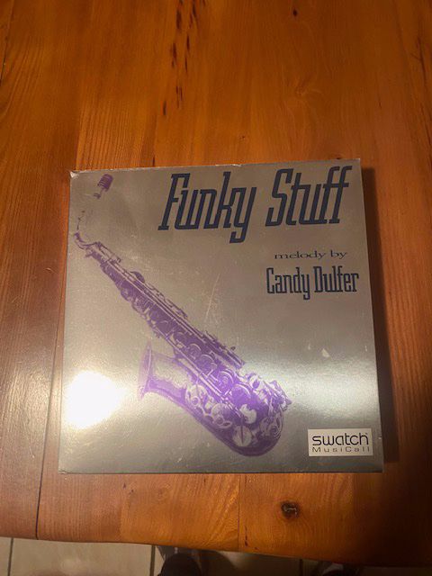 Swatch Montres: Swatch avec CD Candy Dulfer – Neuf avec emballage d'origine à Pringy par Toyotafj 1