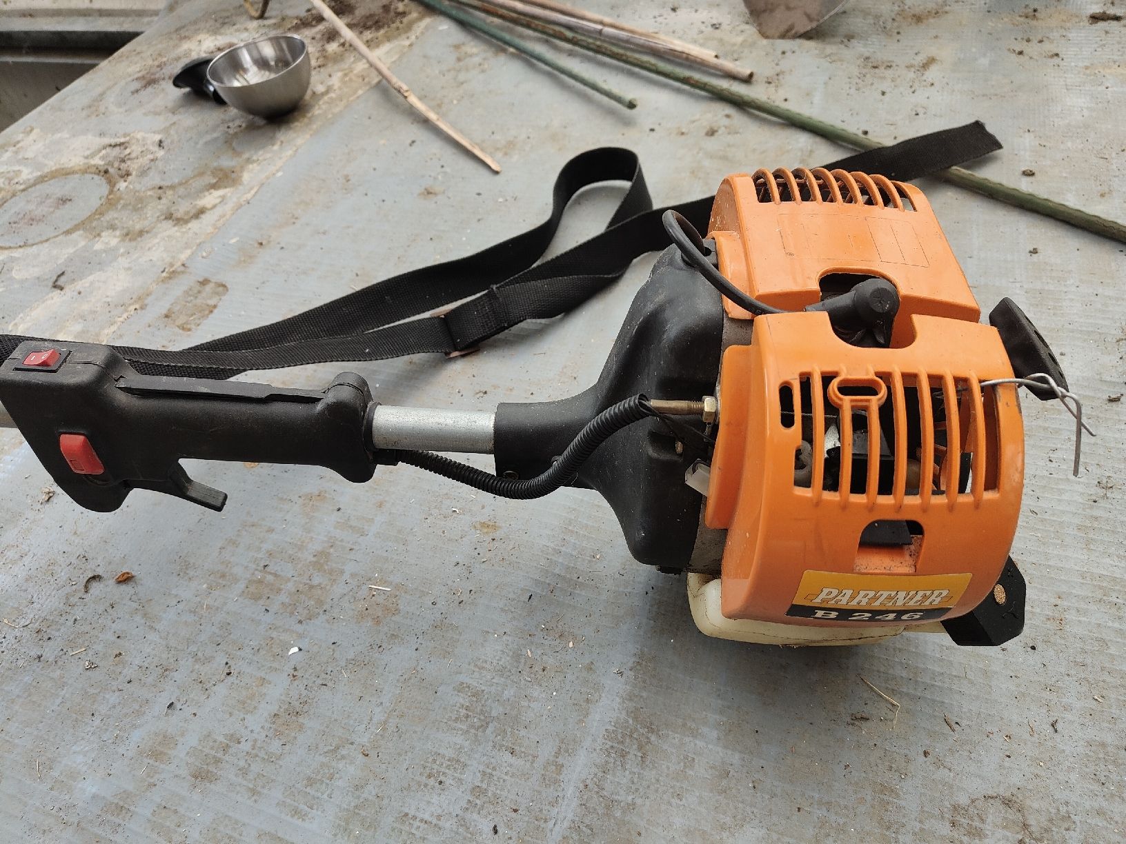 Tutte le macchine: Motorsense / Trimmer – Difettoso da Oberwangen TG venduto da danbit88 2