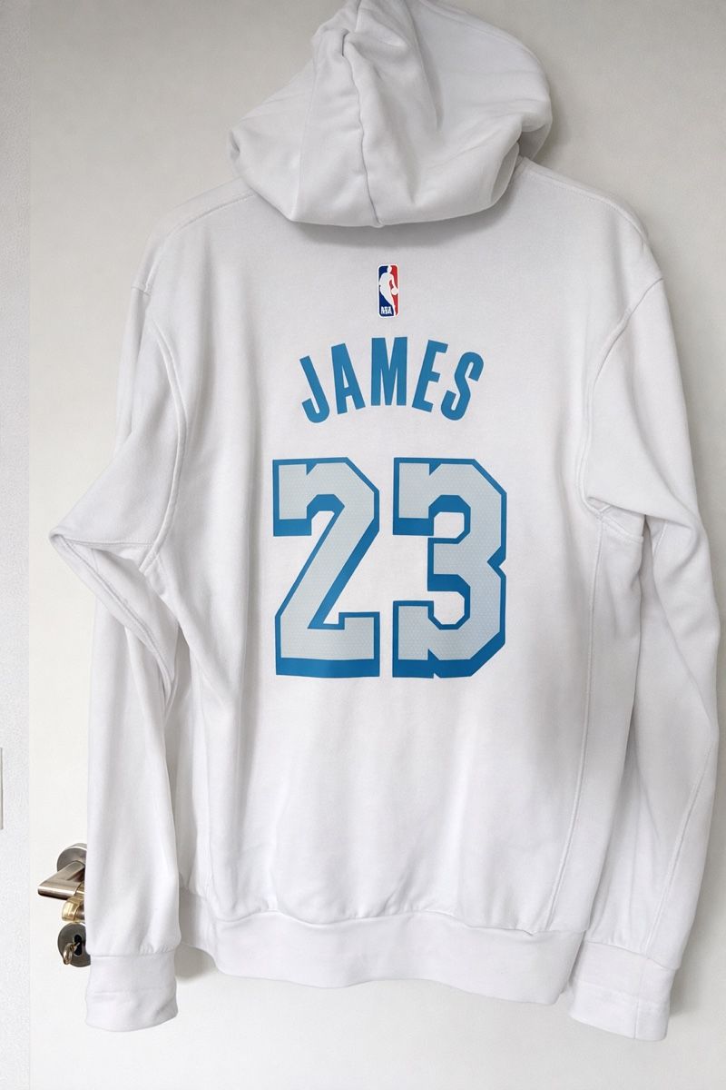 Nike Maglioni & Felpe: Lakers Hoodie – Usato da Birmenstorf AG venduto da las.e 1