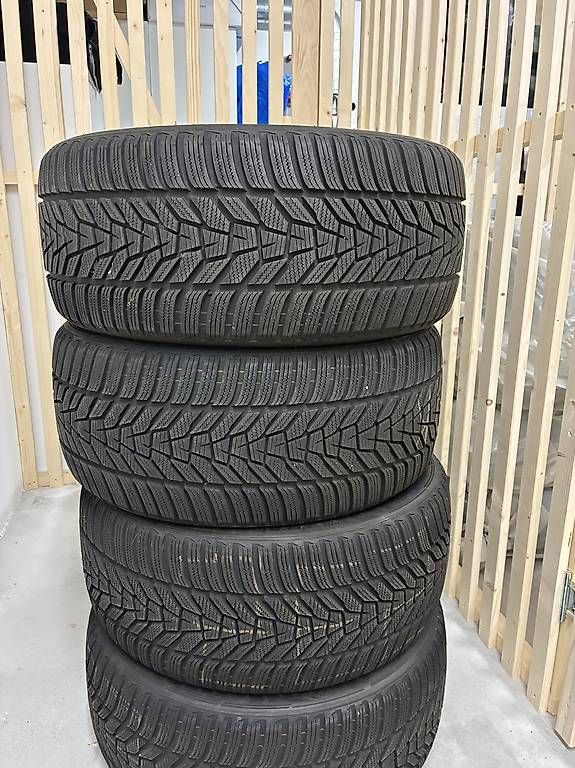 Sonstiges Schreiben & Zeichnen: Winterreifen Hankook 255 40 19 – Gebraucht aus Neuenhof von Gt5.Performance_ 3