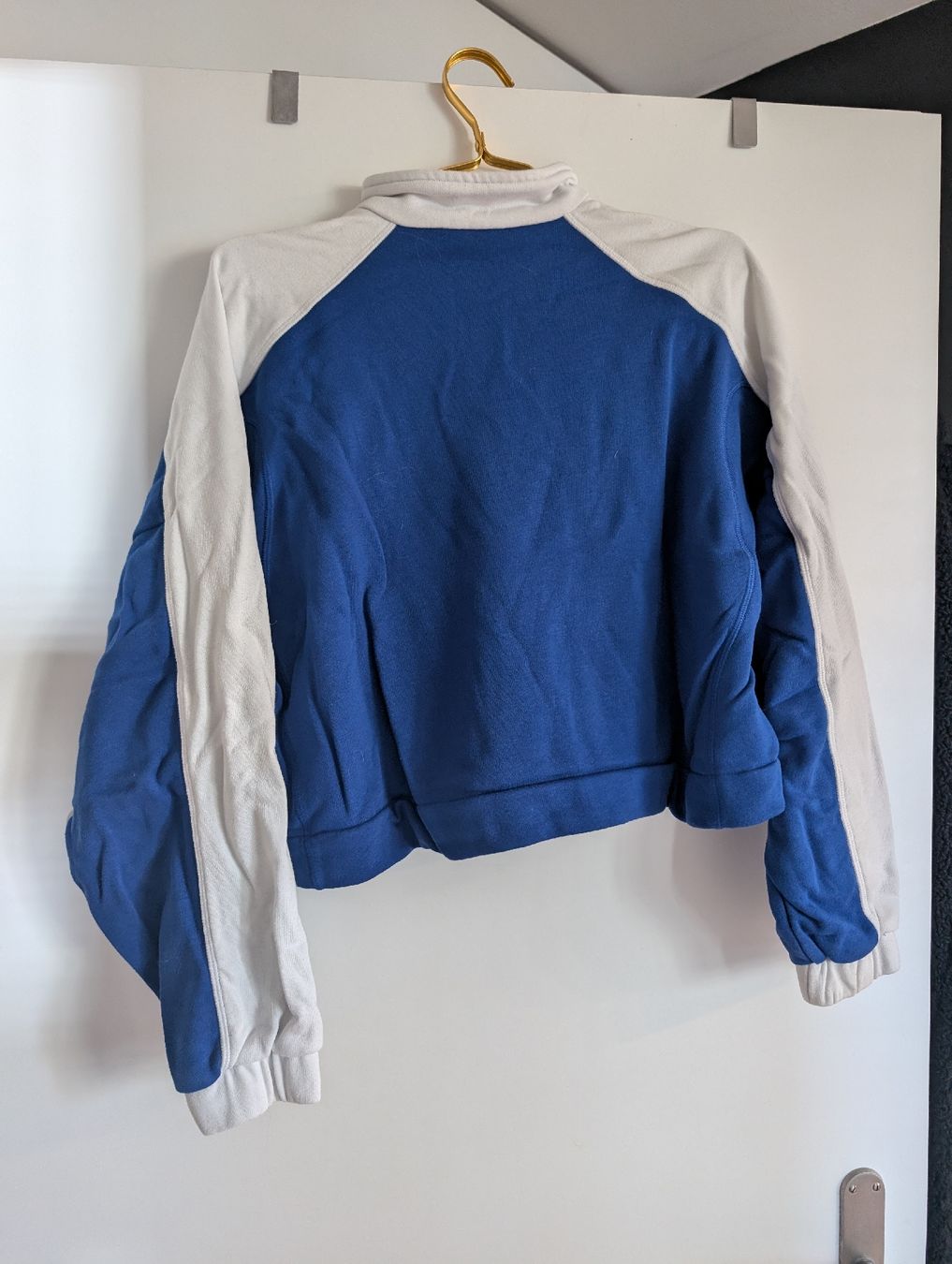 Adidas Pullover & Sweatshirts: Adidas Pullover – Gebraucht aus Wallisellen von sca97 1