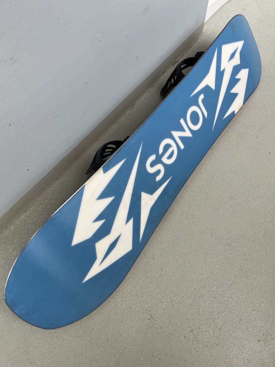Jones Board: Top Jones Snowboard 115cm inkl. Bindung – Usato da Horgen venduto da pupcia01 7