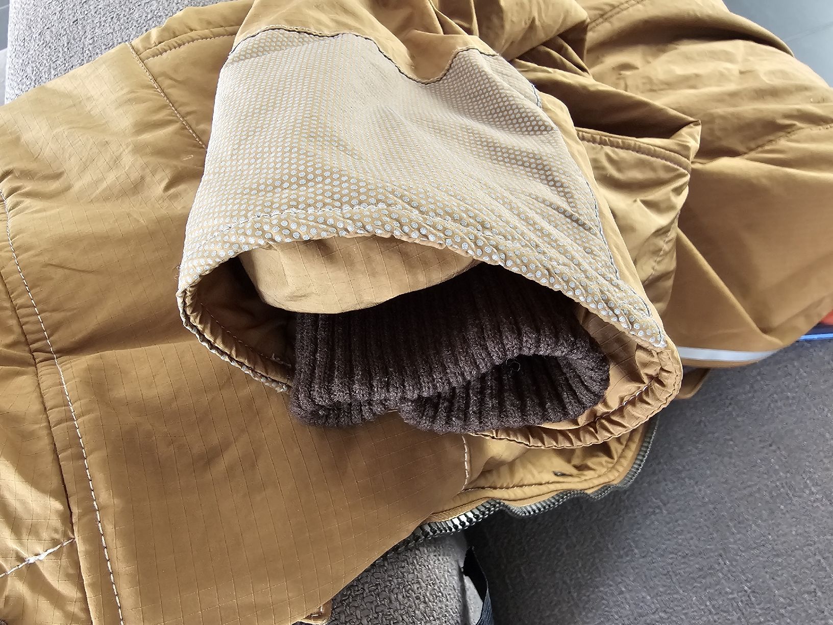Barbour Cappotti: Barbour Designer-Herrenmantel (Barbour and Wander) – Nuovo (secondo la descrizione) da Klingnau venduto da Eibermend1 8