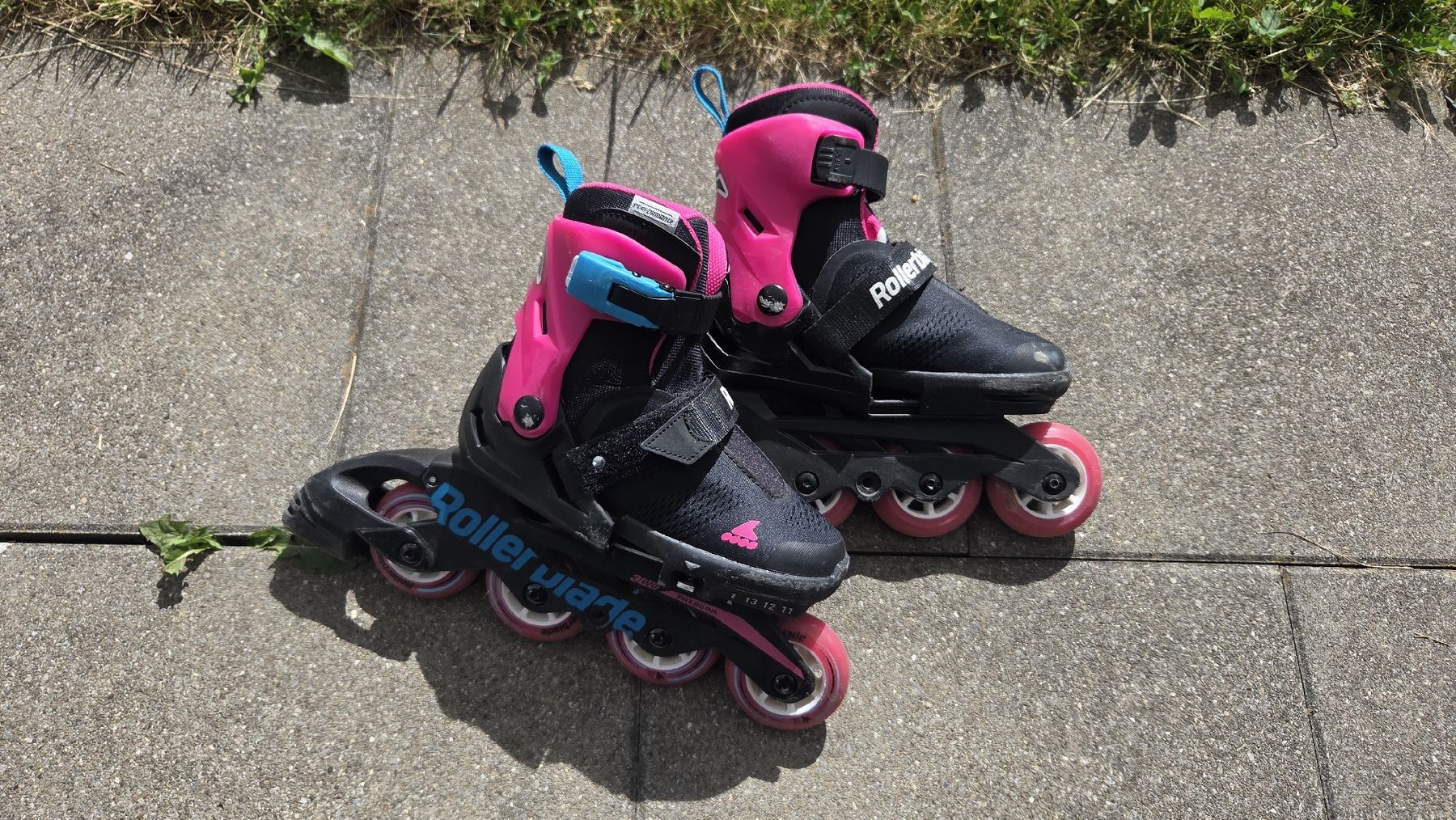 Pattini in linea & Pattini a rotelle: Rollerblades Gr. 28-32 – Usato da Oberkirch LU venduto da Tatamara
