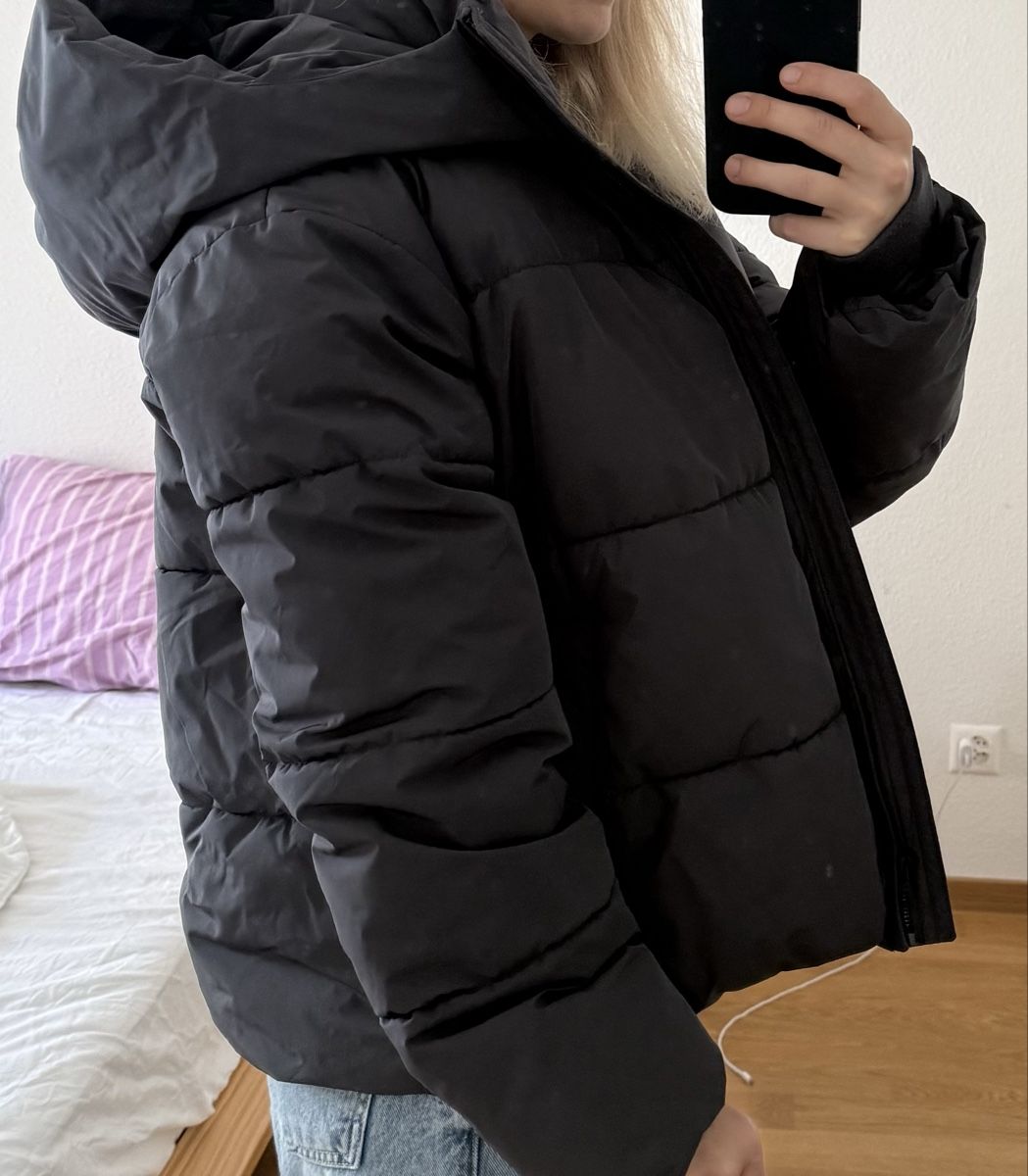 Stradivarius Jacken: Winter jacket Stradivarius dark blue – Gebraucht aus Basel von fel_l8h9 1