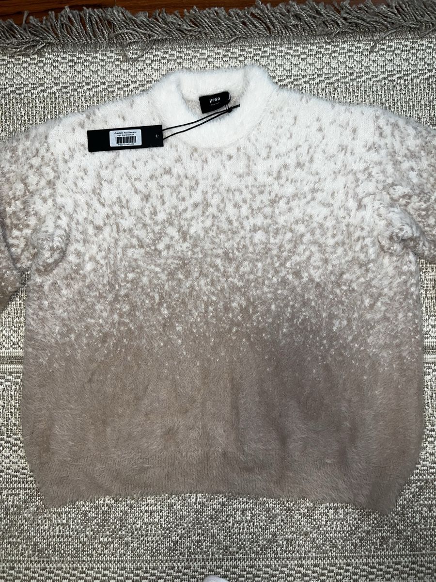 Pesoclo Pulls & Sweat-shirts: PESO Gradient Knit Sweater Pullover (M) / Light Grey, Creme – Neuf (Voir description) à Oensingen par lau_6z7v 1