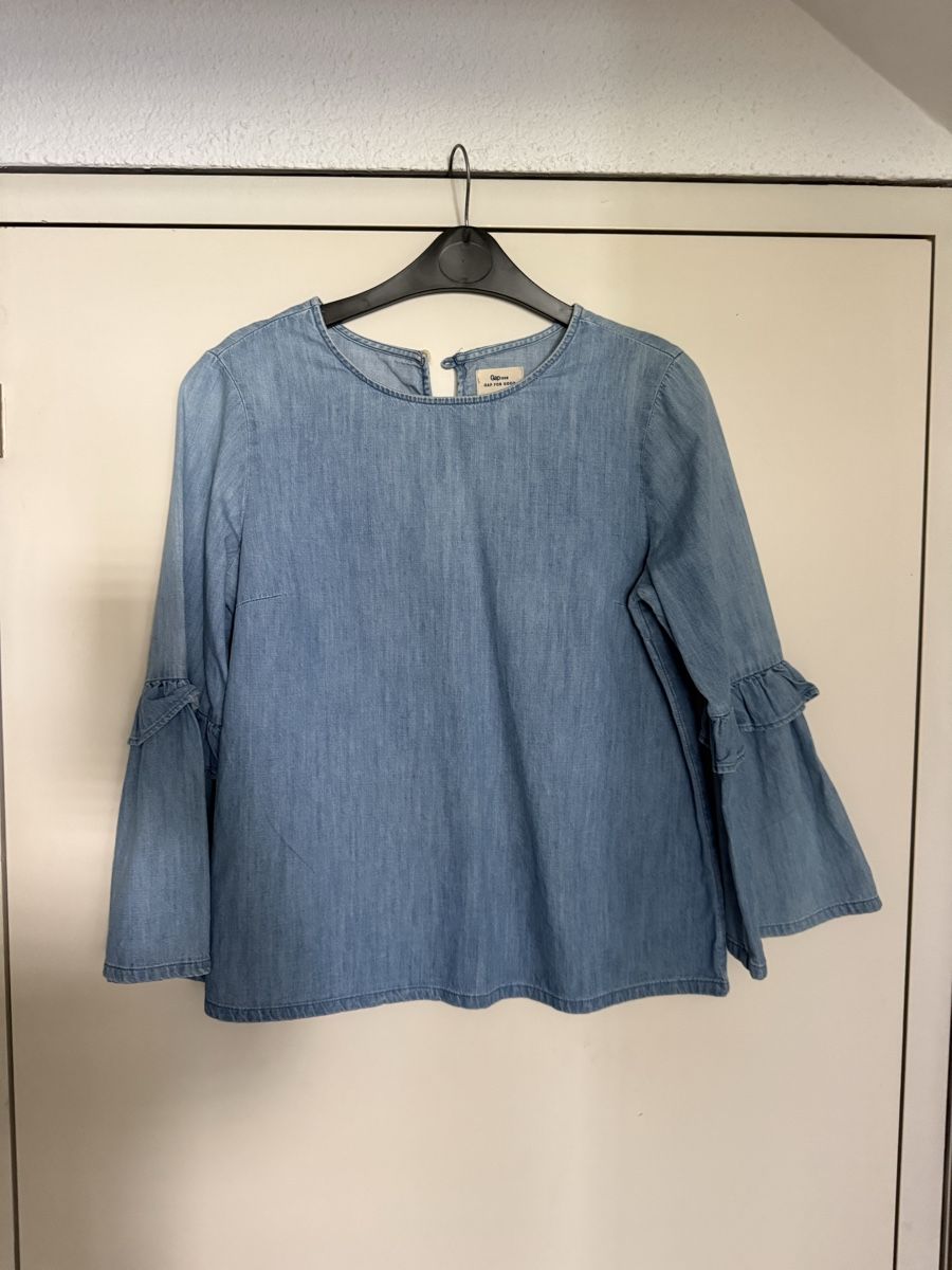 Gap Top: GAP Denim Blouse Ruffled Sleeves Size S – Usato da Buchs SG venduto da ayt_87vv