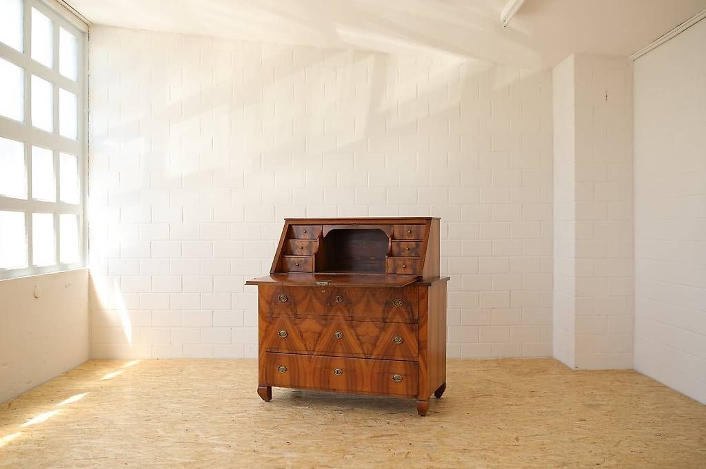 Scrivanie: Aufsatzschreibkommode Biedermeier, um 1820 – Usato da Kriens venduto da onakammermann 1