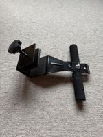 Sit-up Assistant Clamp
