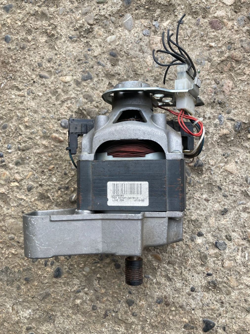 Motori: Electroteur pour lave - linge. – Usato da Bourrignon venduto da filledemai 1