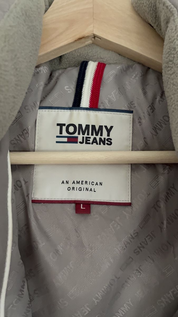 Tommy Hilfiger Giacche: Daunenjacke Tommy Hilfiger  Grösse L – Usato da Dulliken venduto da VaSha 3