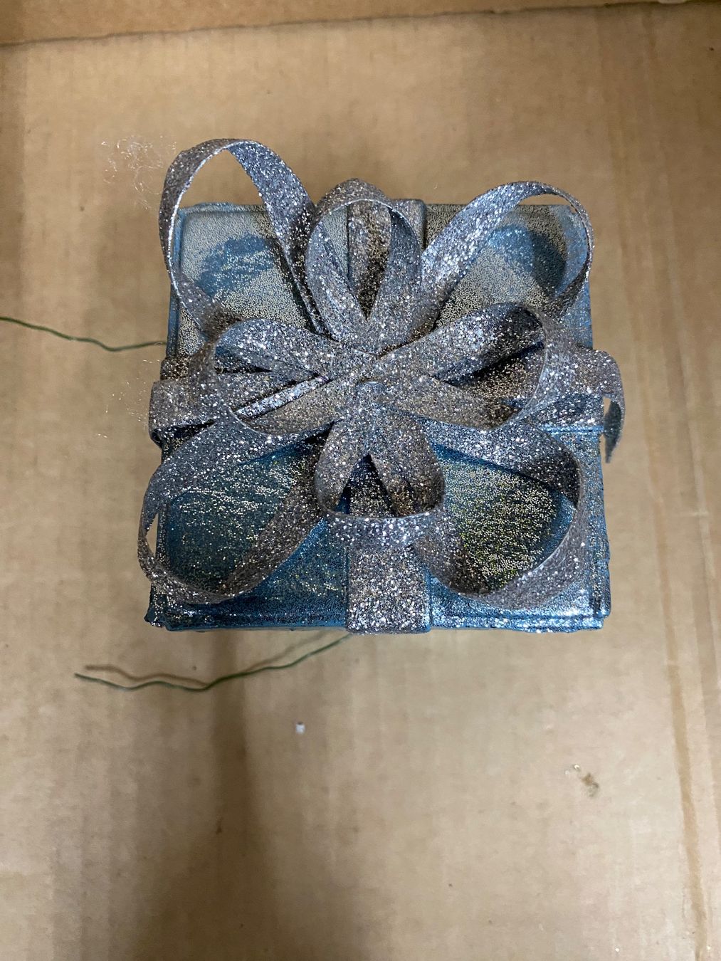 Tutte le decorazioni: Geschenk Deko mit Draht zur Befestigung – Usato da Eschlikon TG venduto da ArtRec 3