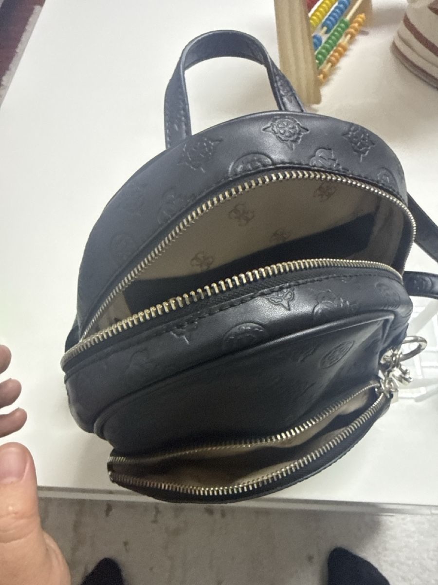 Guess Zaini: Guess Rucksack – Nuovo (secondo la descrizione) da Hausen AG venduto da balisht 1