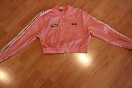 lachsfarbene Kurz- Jacke 40 Ellesse