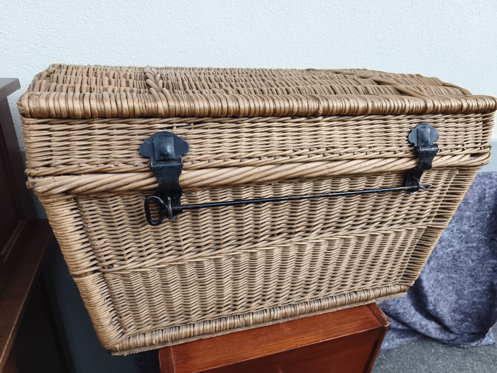 Cassapanche: Welschlandkoffer – Usato da Burgdorf venduto da Chestnut