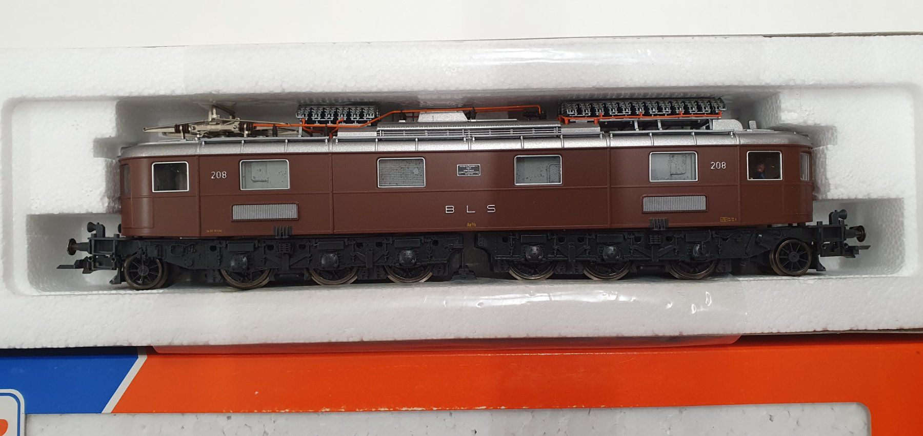 Roco Modellini di ferrovie: Roco 43710  BLS Ae 6/8  208 – Nuovo e nell'imballaggio originale da Würenlos venduto da juruth 1