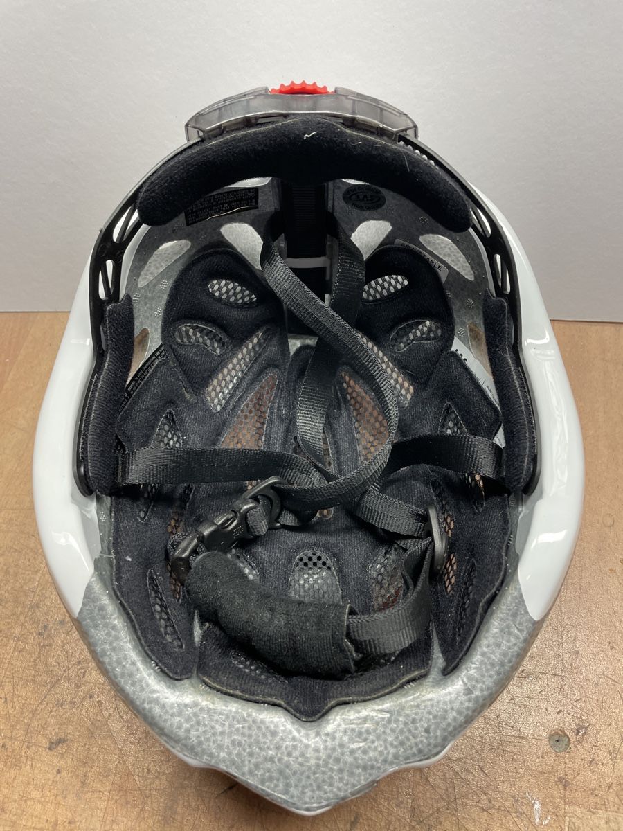 Caschi: Velohelm – Nuovo (secondo la descrizione) da Gossau SG venduto da Krokodil344 1