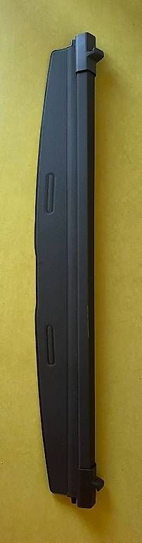 VW Tutti pezzi di ricambio auto: VW T5 Kofferraumabdeckung – Usato da Dicken venduto da leonie_11 1