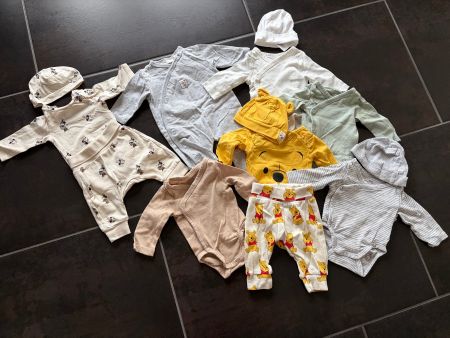 Süess! Babykleider Set, Grösse 50/56, Winnie Pooh Motiv