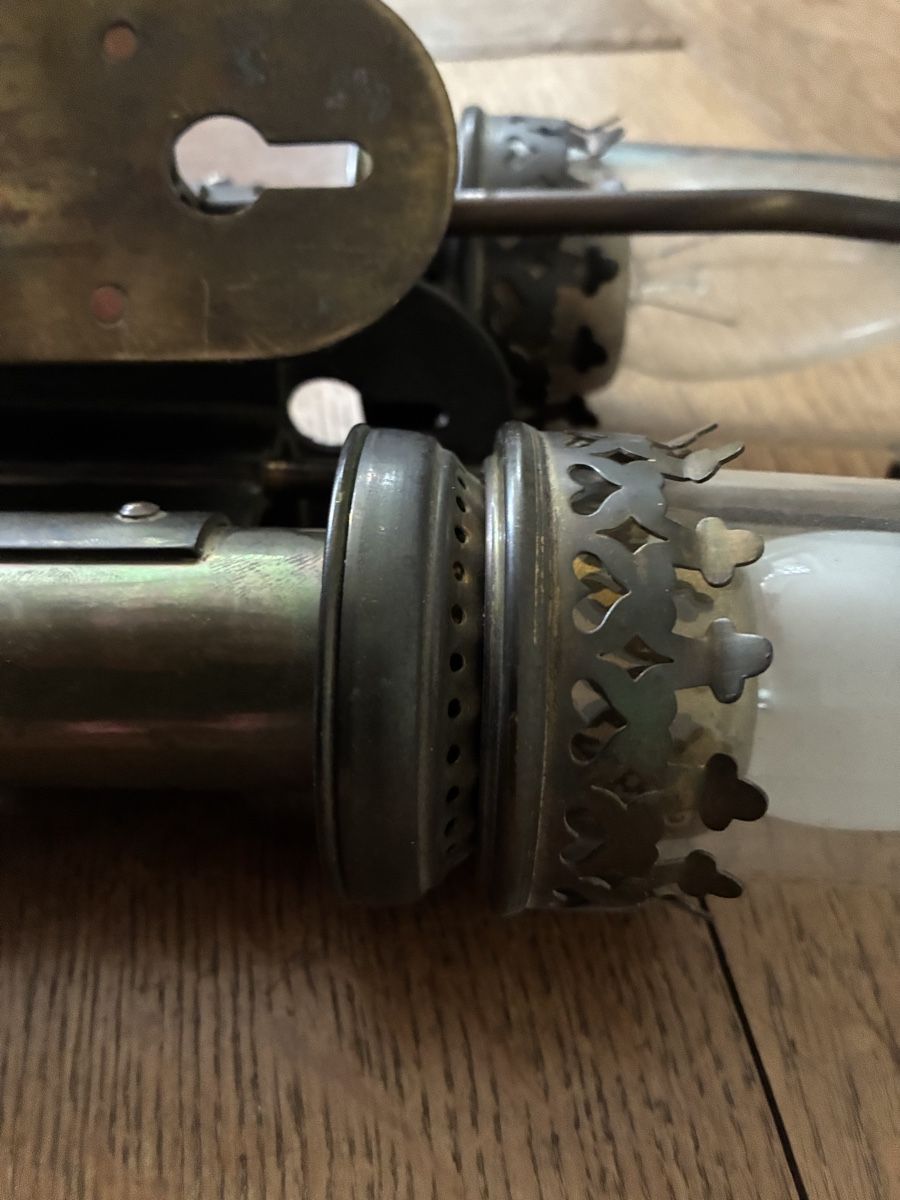 Lampen: Antike Eisenbahn-Wandlampen Messing – Gebraucht aus Riehen von J.-M. 7