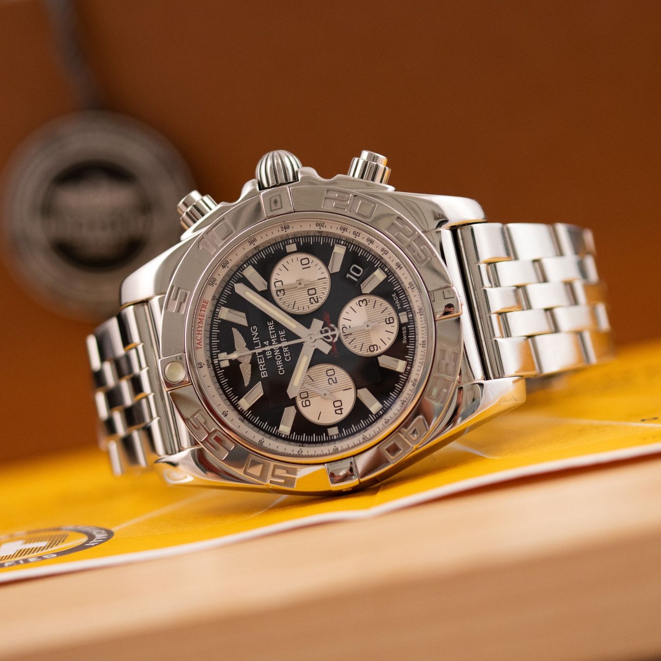 Breitling Orologi: Breitling Chronomat Black Dial/ AB0110/ 2018 / Full Set – Usato da Luzern venduto da PrimeSwissTime 2