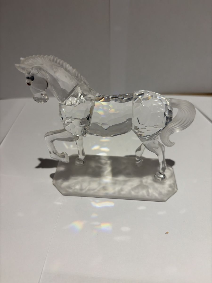 Tutte le decorazioni: Figurine en cristal cheval – Usato da Echallens venduto da leo_dk2d