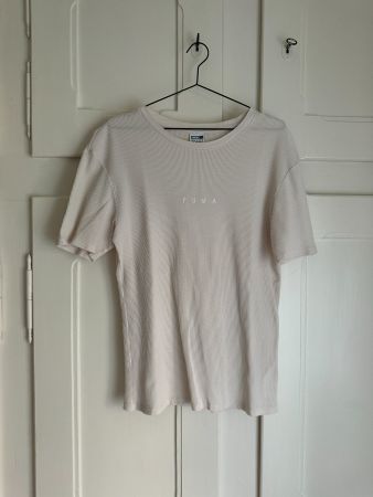 PUMA - Retro T-Shirt offweiss S