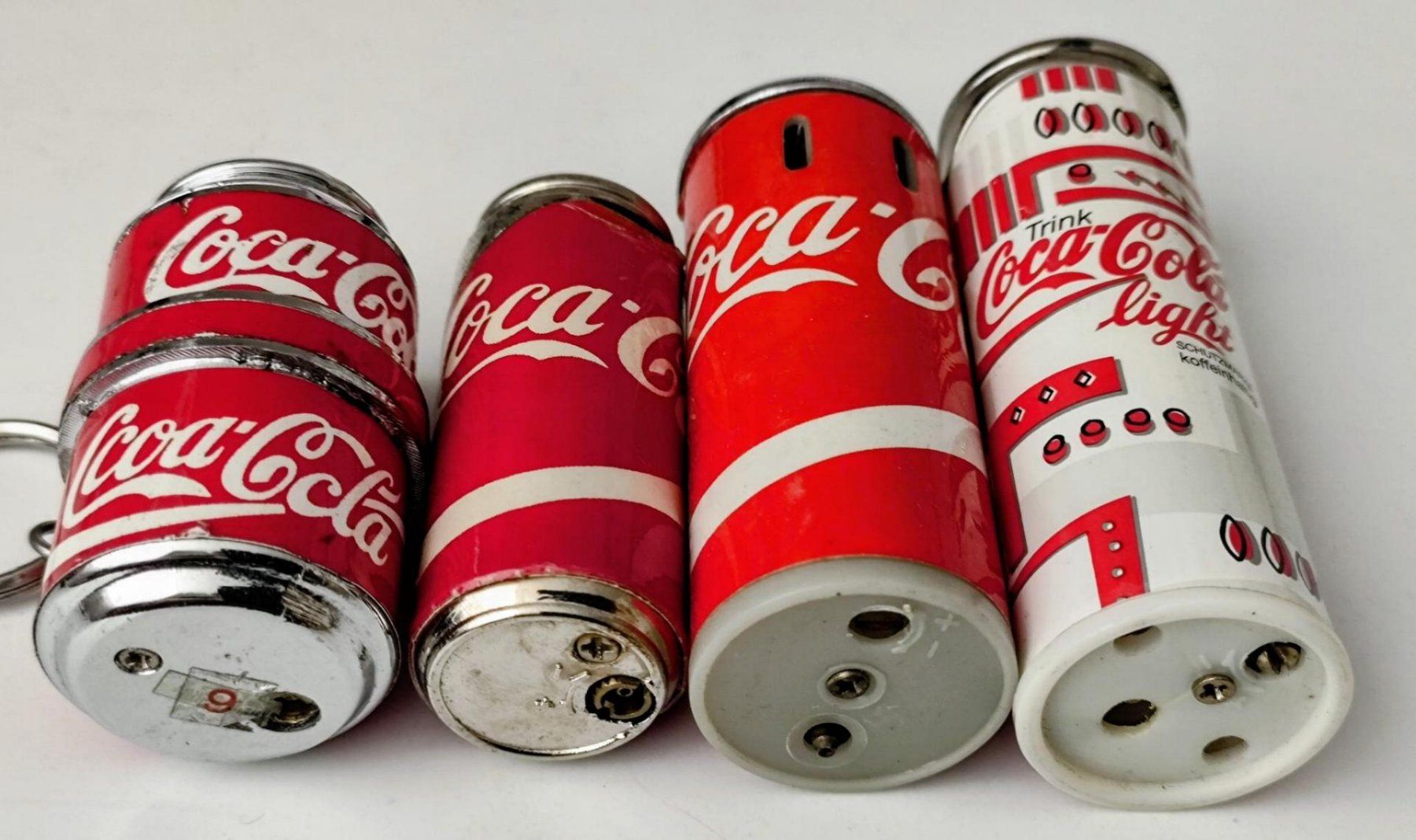 Briquets: 4 alte Coca-Cola Feuerzeuge – D'occasion à Pfäffikon ZH par Colacity 1