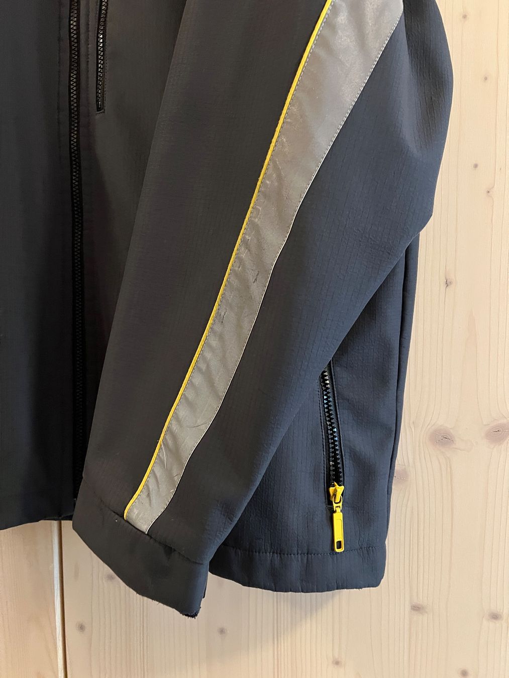 Giacche: Postauto Jacke – Usato da Basel venduto da bowaems 3