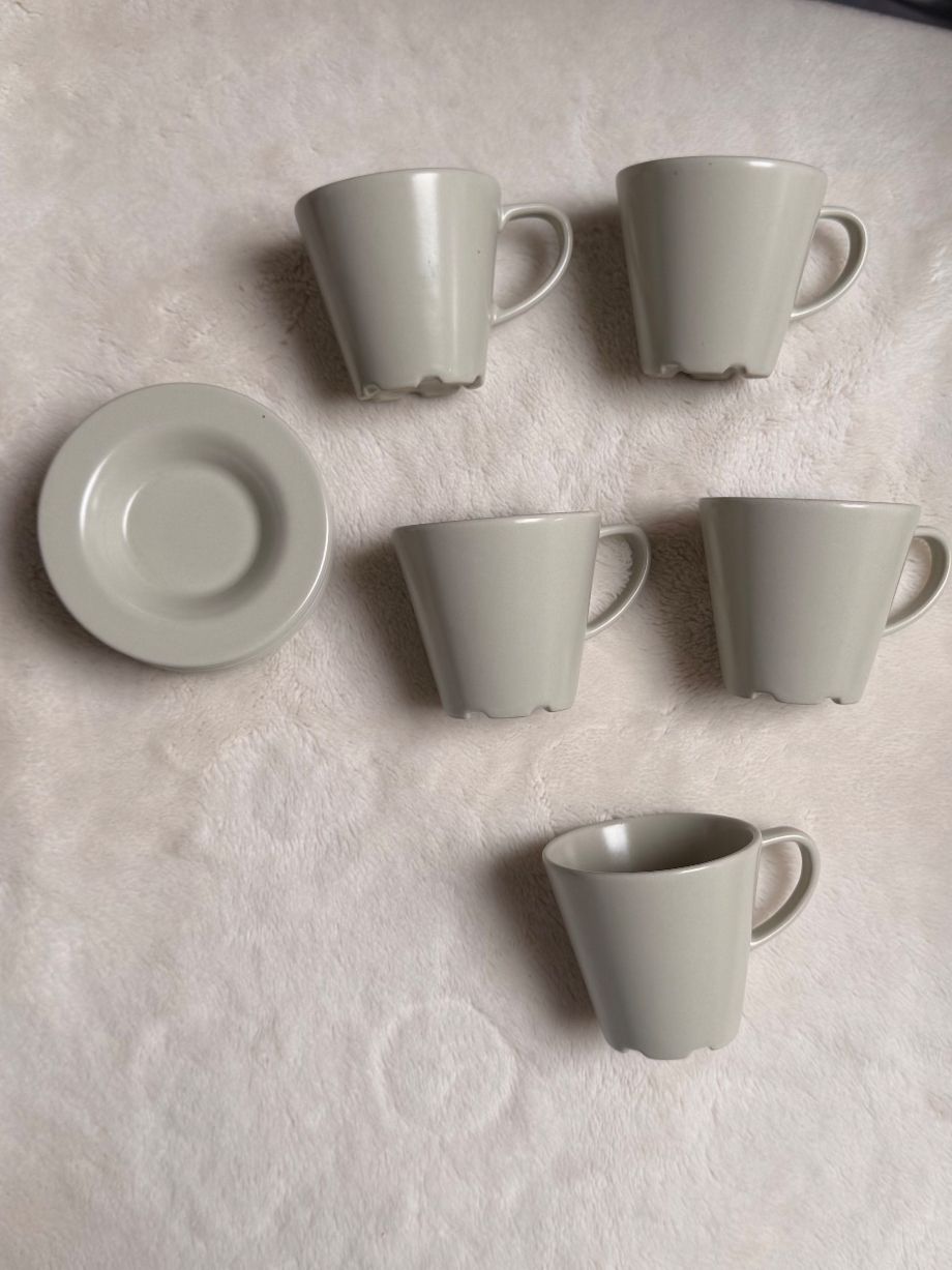 Ikea Tazze: 5 alte Tassen/Teller von Ikea – Usato da Würenlos venduto da JRP_71 3