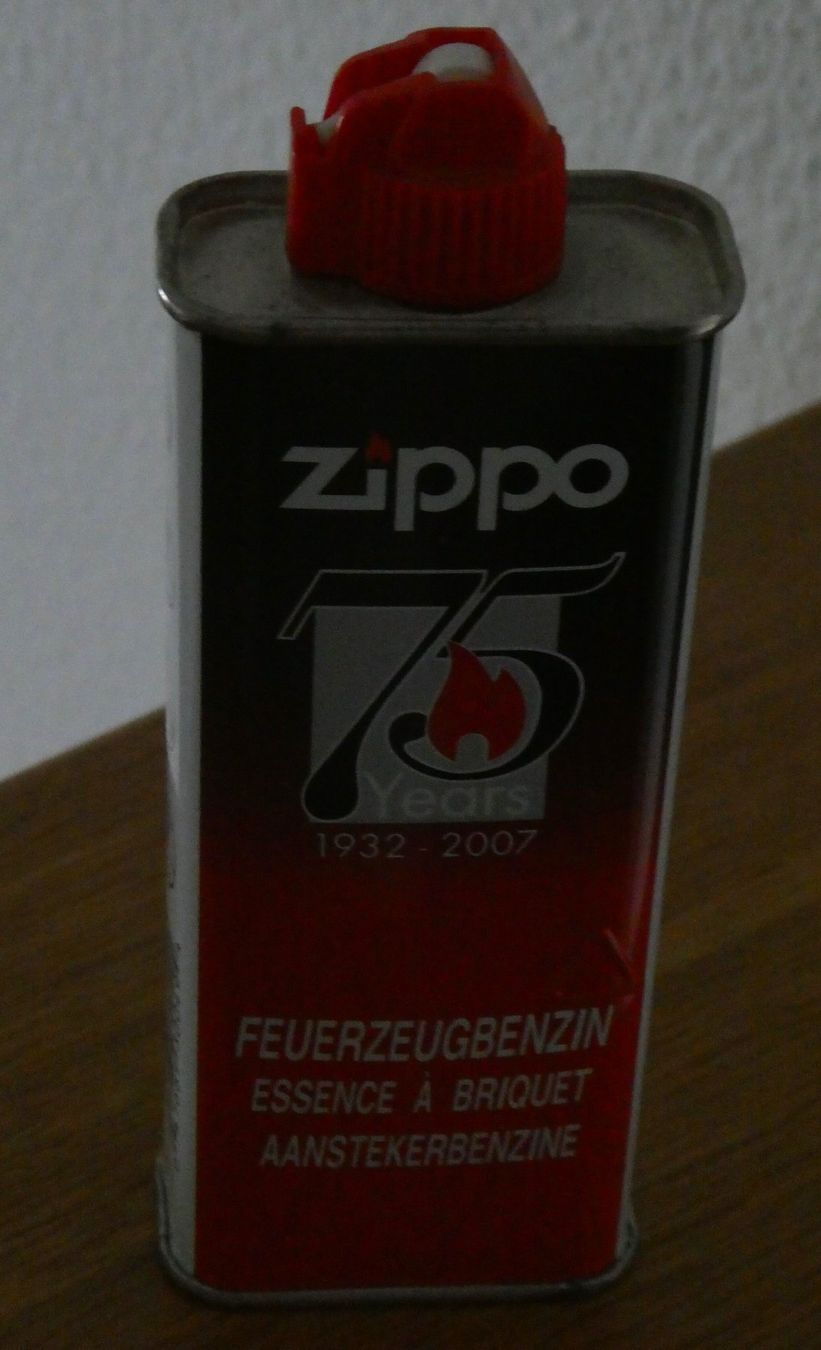 Zippo Accendini: Zippo Feuerzeug silbern – Nuovo (secondo la descrizione) da Rupperswil venduto da rubaz47 3