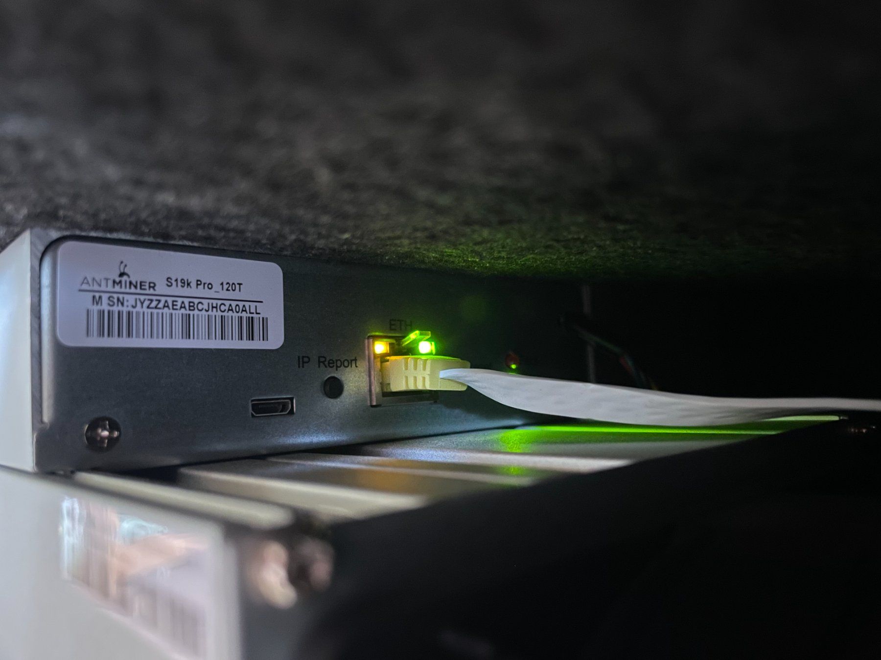 Bitmain Coin Miner: Antminer S19k pro 120TH/s mit Silentbox – Usato da Burgistein venduto da Manoshi 1