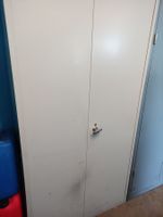 Metallschrank weiss guter Zustand