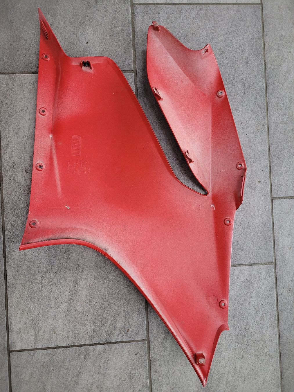 Ducati Tutti i ricambio per moto: Carénage Gauche Ducati Panigale 1199 – Usato da Buttes venduto da yukichan2010 1