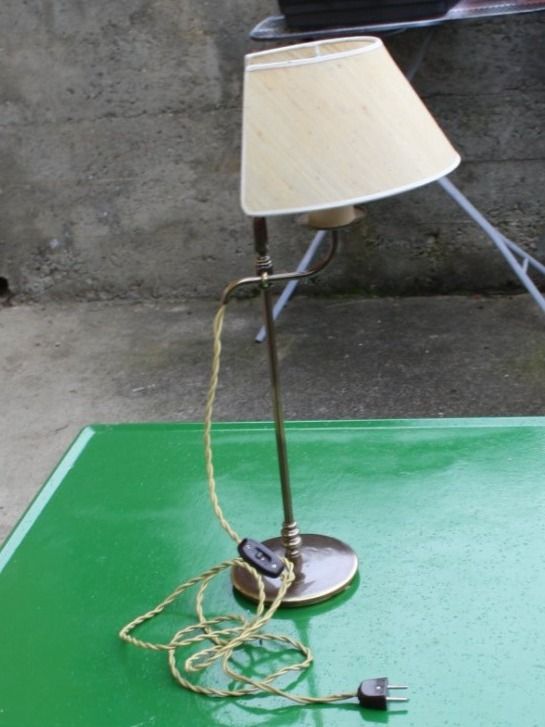 Lampen: LAMPE VINTAGE TISCHLAMPE – Gebraucht aus Wauwil von Pneuedy 1