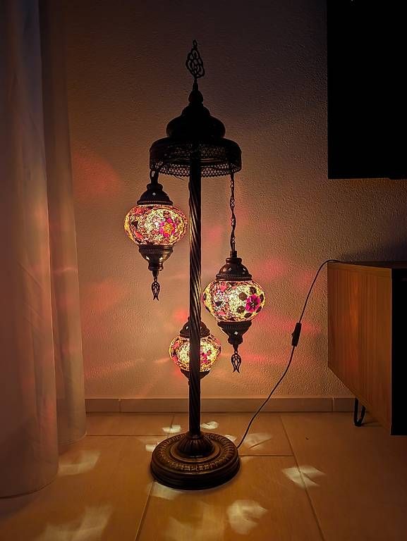 Lampade: Orientalische Stehlampe / Nachtischlichter – Usato da Würenlos venduto da MementoMori