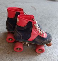 Rollschuhe rot/blau Grösse 36 guter Zustand