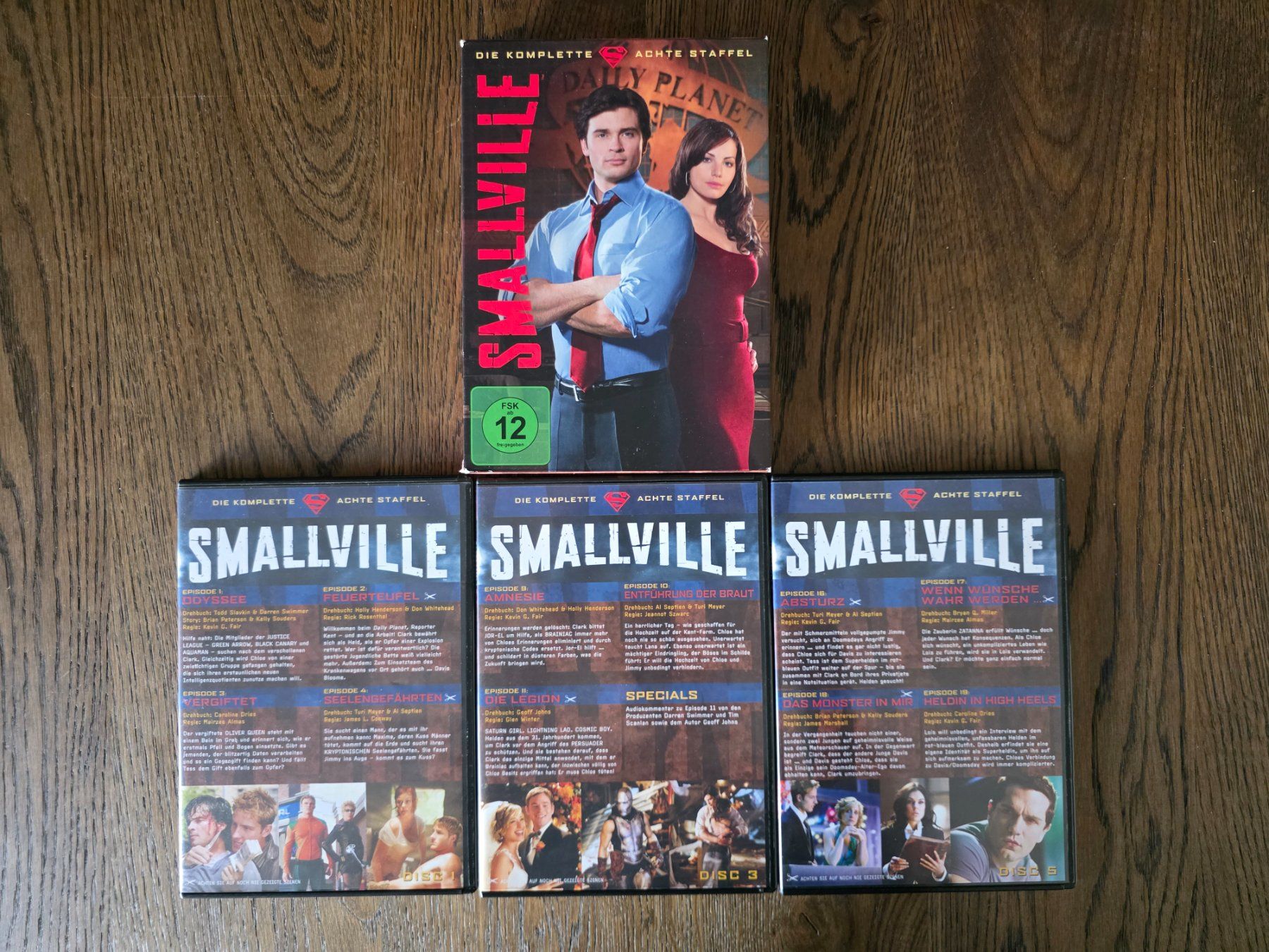Tutti i DVDs: Smallville - Staffel 08 (6 DVDs) – Usato da Dübendorf venduto da Neidhart 2