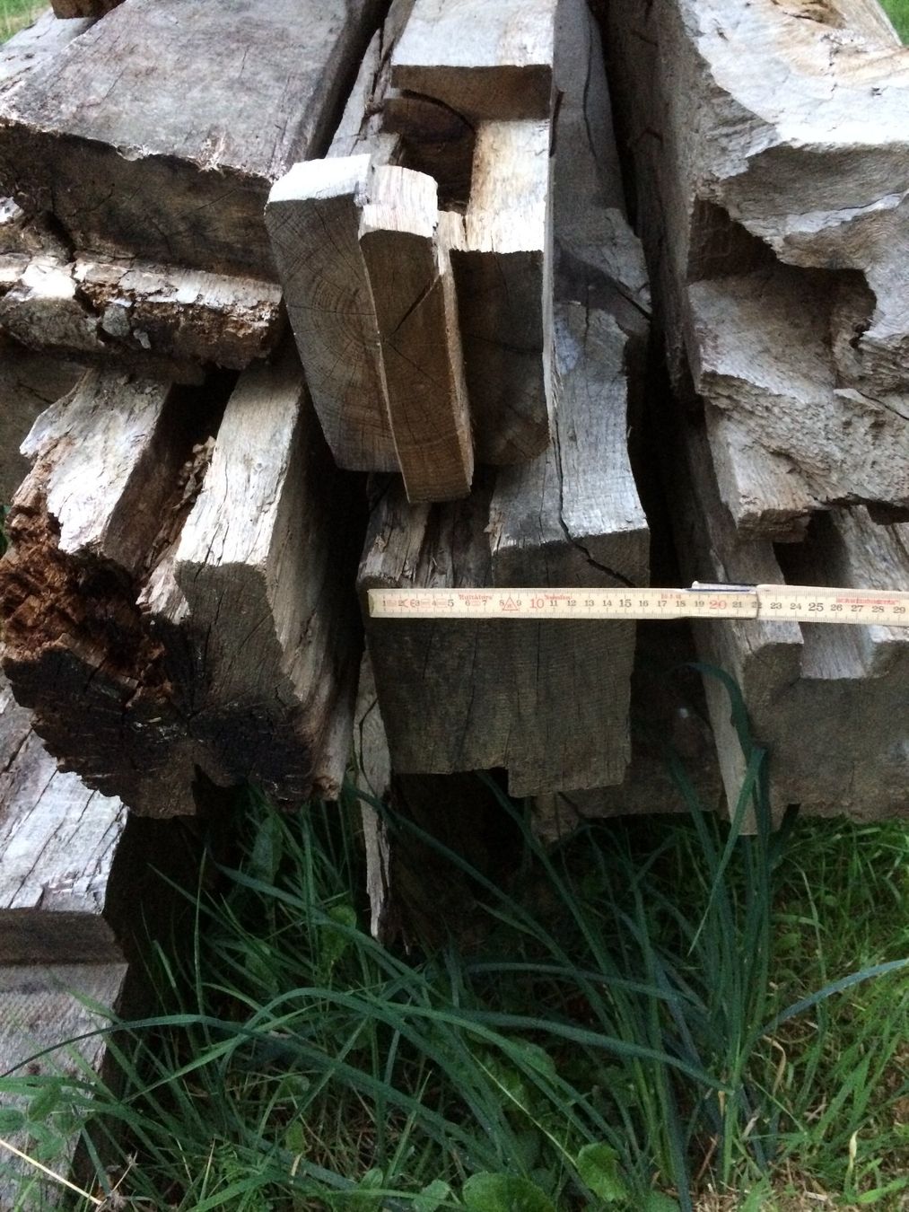 Holzartikel: Altholzbalken aus Rückbau Eiche – Gebraucht aus Wiliberg von MONSCHWIL 3