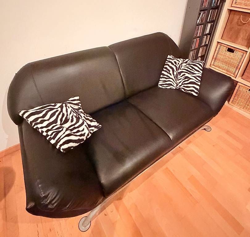 Sofas: Schwarzes 2er Sofa aus Kunstleder – Gebraucht aus Esslingen von agadola11 1